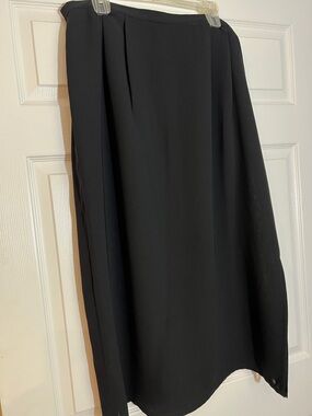Karen Scott Black Midi Skirt with Pleat Detail